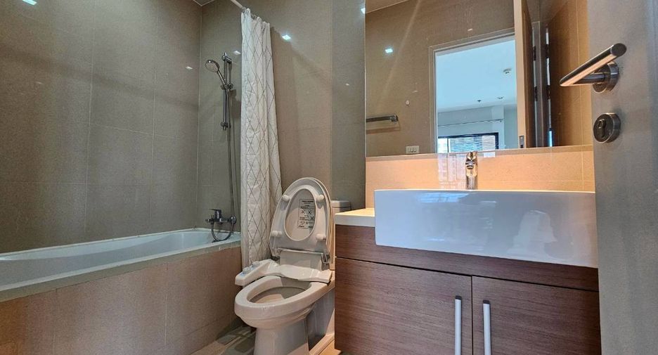Condo en alquiler de 1 habitaciones en Khlong Toei, Bangkok