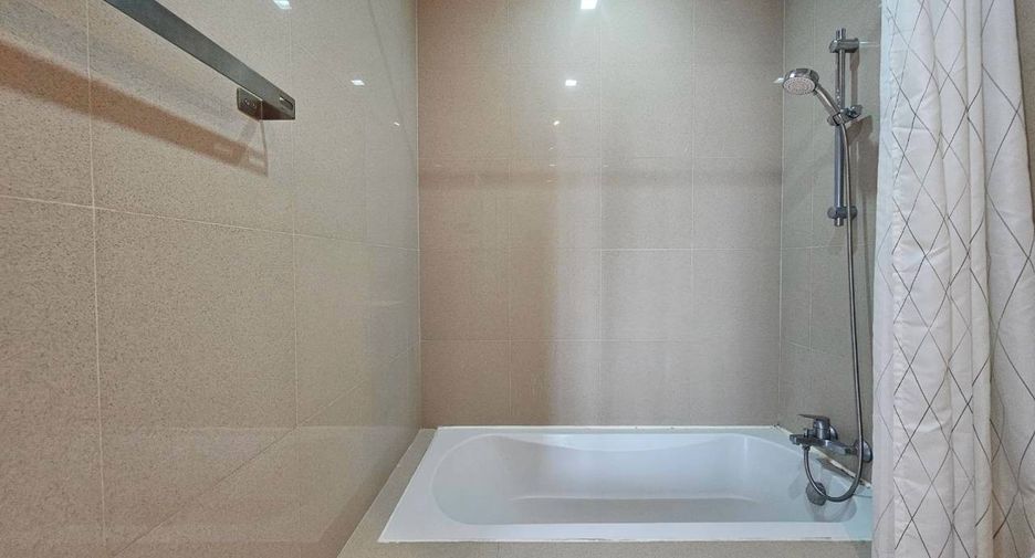 Condo en alquiler de 1 habitaciones en Khlong Toei, Bangkok