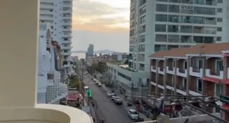 For sale 6 bedrooms hotel in Bang Lamung, Chonburi