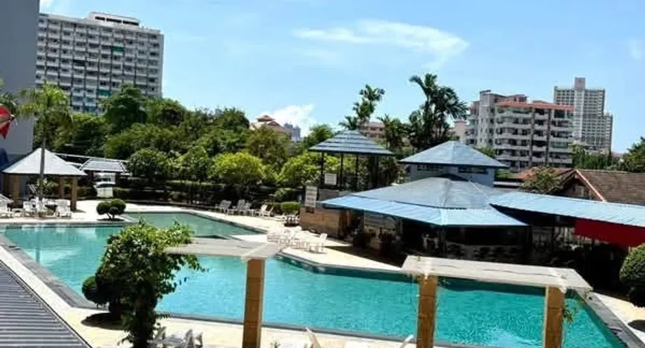 For sale 1 bed condo in Bang Lamung, Chonburi