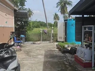出售 土地 在 Bang Lamung, Chon Buri