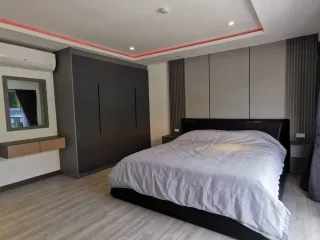 For sale 3 bedrooms condo in Bang Lamung, Chonburi
