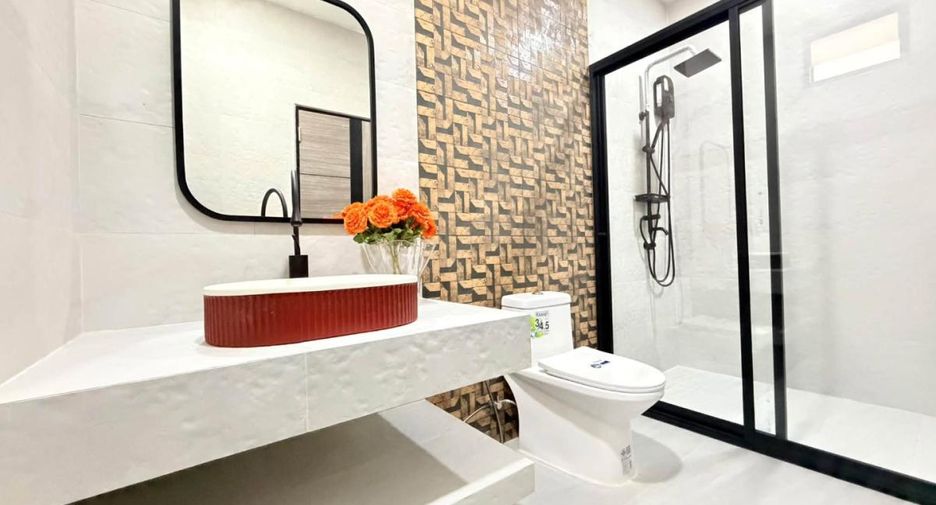 For sale 3 bedrooms house in Bang Lamung, Chonburi