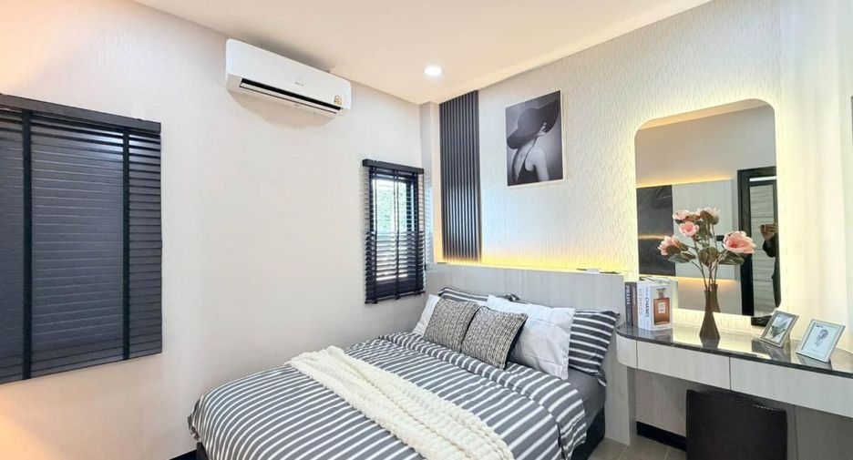 For sale 3 bedrooms house in Bang Lamung, Chonburi