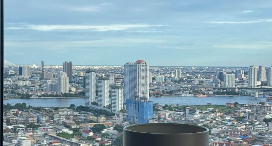 For rent 1 bed condo in Khlong San, Bangkok