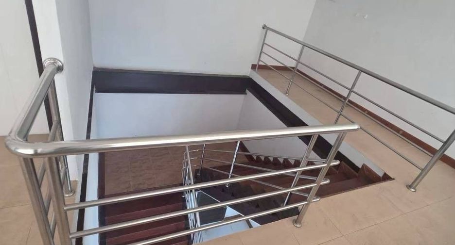 For sale studio house in Si Racha, Chonburi