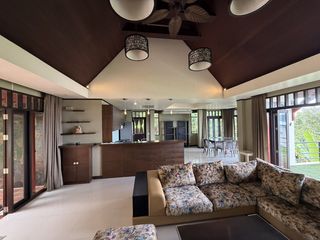 For sale 5 bedrooms house in Mueang Phuket, Phuket