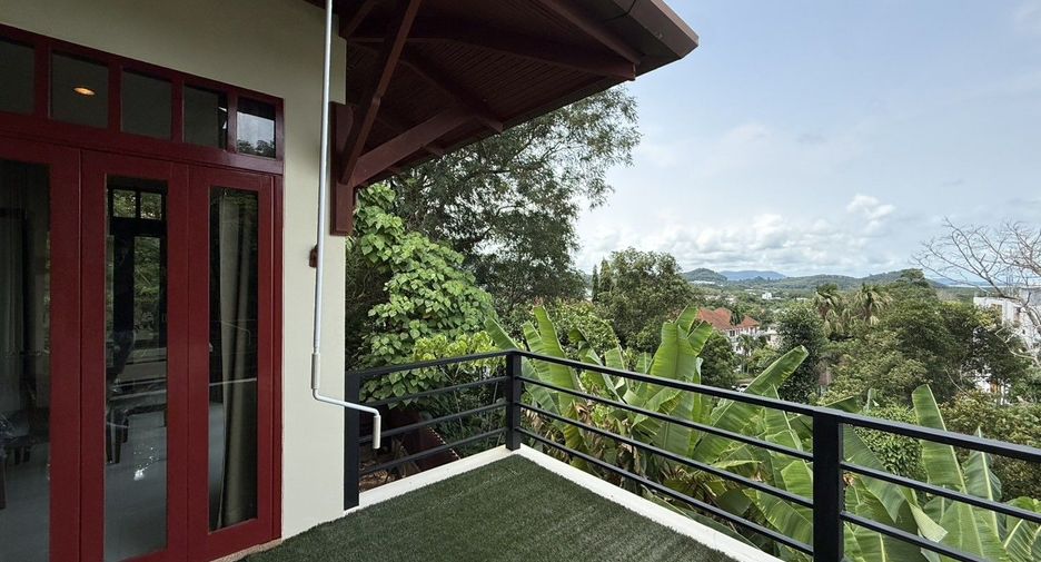 For sale 5 bedrooms house in Mueang Phuket, Phuket
