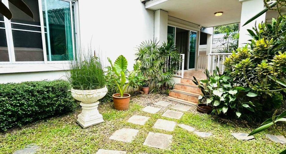 For sale 3 bedrooms house in Mueang Chiang Mai, Chiang Mai