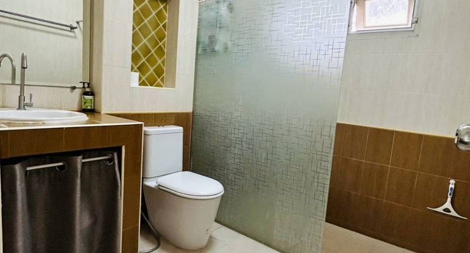 For sale 3 bedrooms house in Mueang Chiang Mai, Chiang Mai