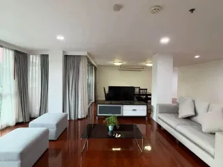 Apartamento en alquiler de 4 habitaciones en Sathon, Bangkok