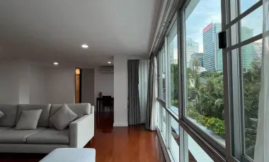 For rent 4 bedrooms apartment in Sathon, Bangkok