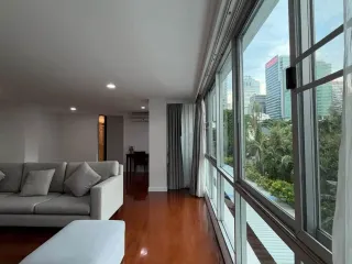 Apartamento en alquiler de 4 habitaciones en Sathon, Bangkok