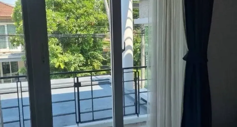 For sale and for rent 5 bedrooms house in Chatuchak, Bangkok
