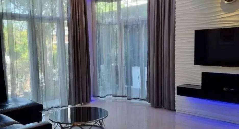 For sale and for rent 5 bedrooms house in Chatuchak, Bangkok