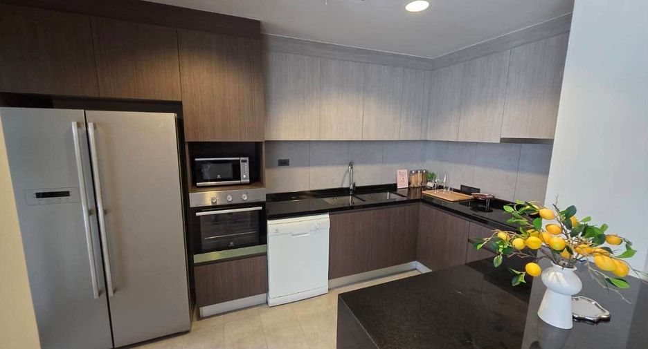 Apartamento en alquiler de 4 habitaciones en Khlong Toei, Bangkok
