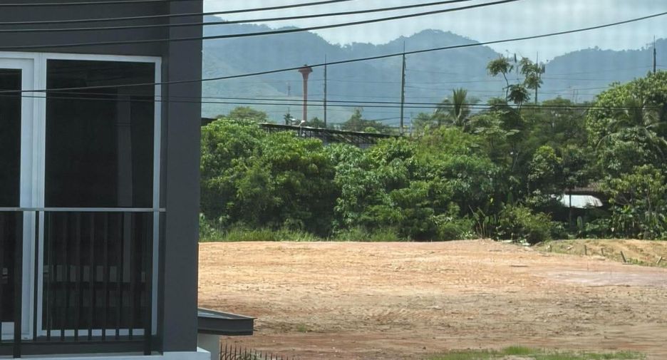 Casa en alquiler de 3 habitaciones en Thalang, Phuket