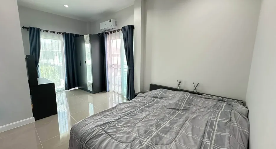 For rent 3 bedrooms house in San Sai, Chiang Mai