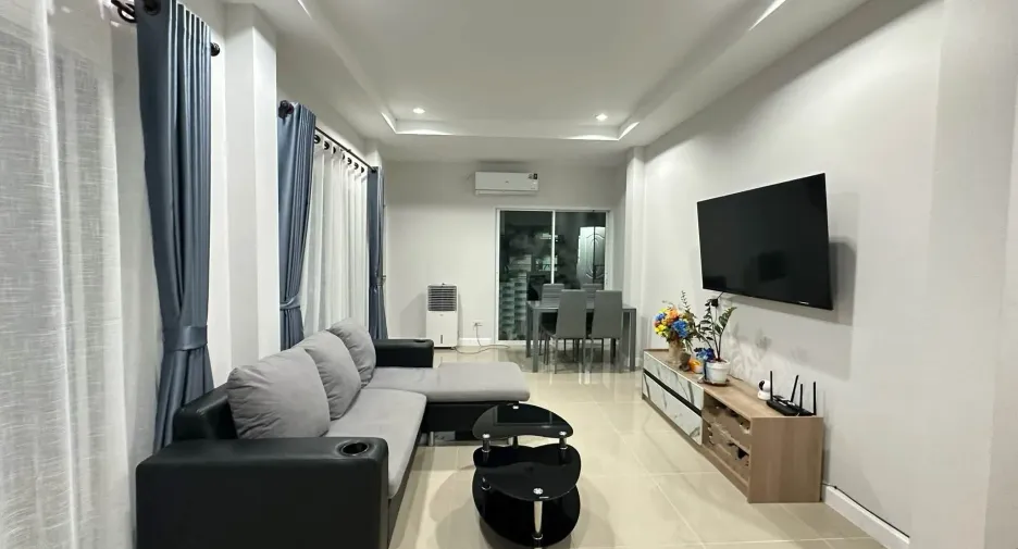 For rent 3 bedrooms house in San Sai, Chiang Mai