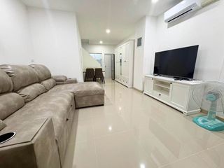 Casa en alquiler de 2 habitaciones en Mueang Phuket, Phuket