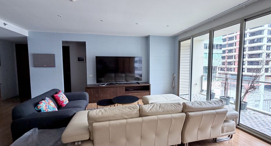 Condo en alquiler de 2 habitaciones en Sathon, Bangkok