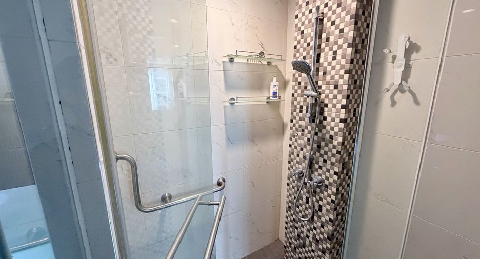 Condo en alquiler de 2 habitaciones en Sathon, Bangkok