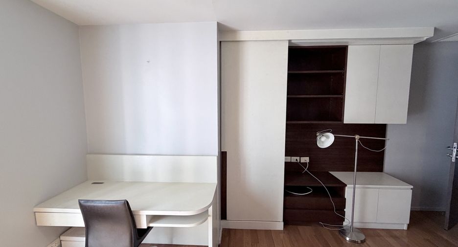 Condo en alquiler de 2 habitaciones en Sathon, Bangkok