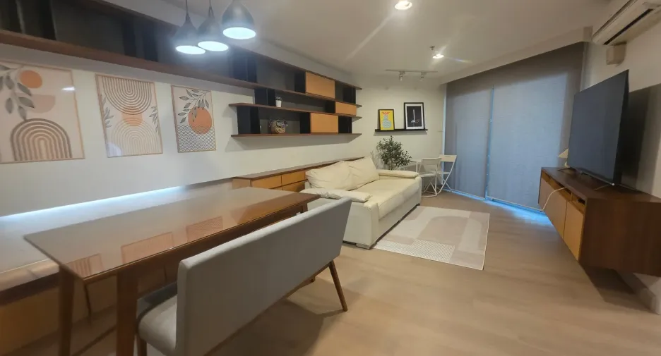 For rent 2 bedrooms condo in Huai Khwang, Bangkok