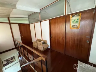 Casa en alquiler y en venta de 4 habitaciones en Mueang Samut Prakan, Samut Prakan