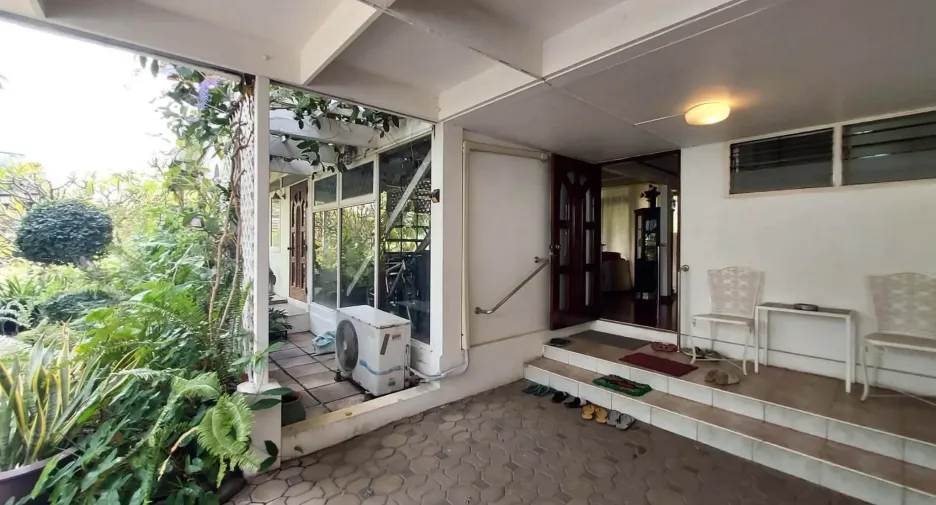 Casa en alquiler y en venta de 4 habitaciones en Mueang Samut Prakan, Samut Prakan