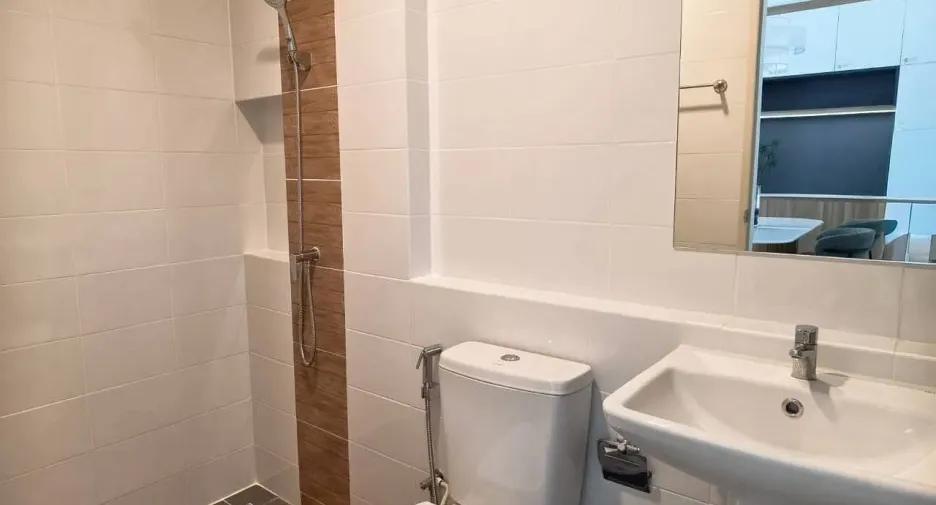 For rent 3 bedrooms townhouse in Bang Phli, Samut Prakan