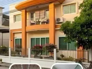For rent warehouse in Phra Samut Chedi, Samut Prakan