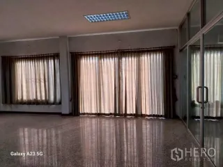 For rent warehouse in Phra Samut Chedi, Samut Prakan