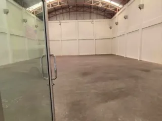 For rent warehouse in Phra Samut Chedi, Samut Prakan