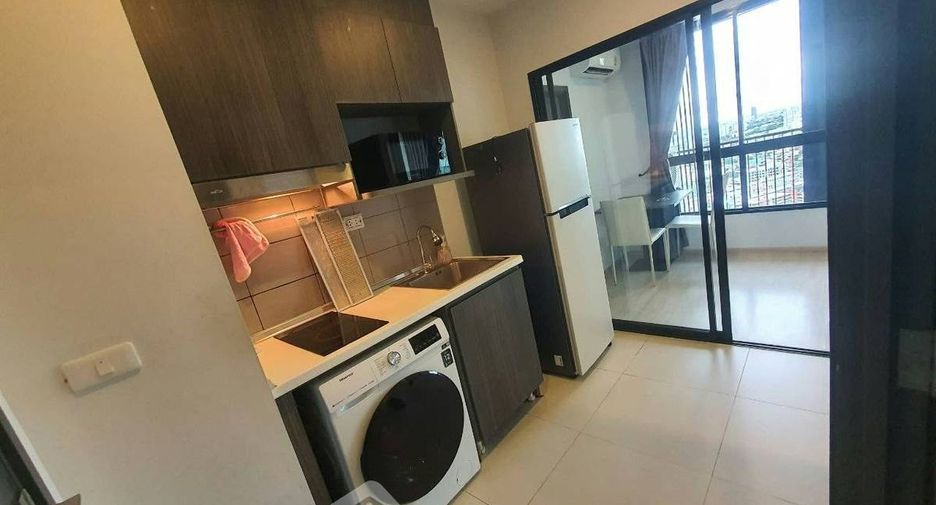 For rent 2 bedrooms condo in Bang Na, Bangkok