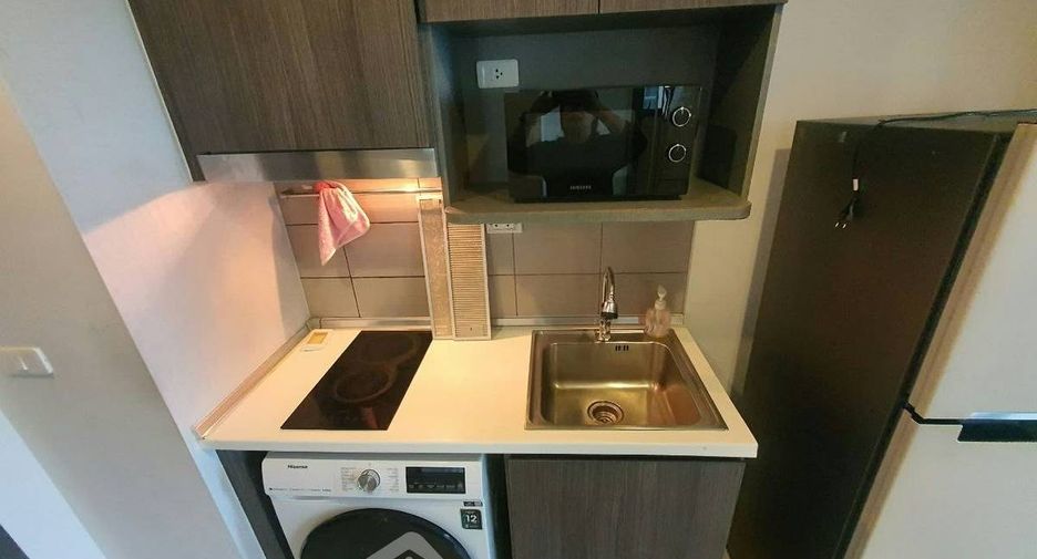 For rent 2 bedrooms condo in Bang Na, Bangkok