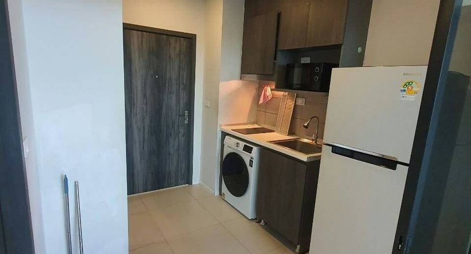 For rent 2 bedrooms condo in Bang Na, Bangkok