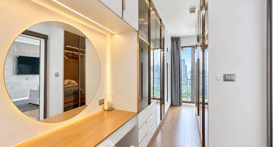 For rent and for sale 4 bedrooms condo in Watthana, Bangkok