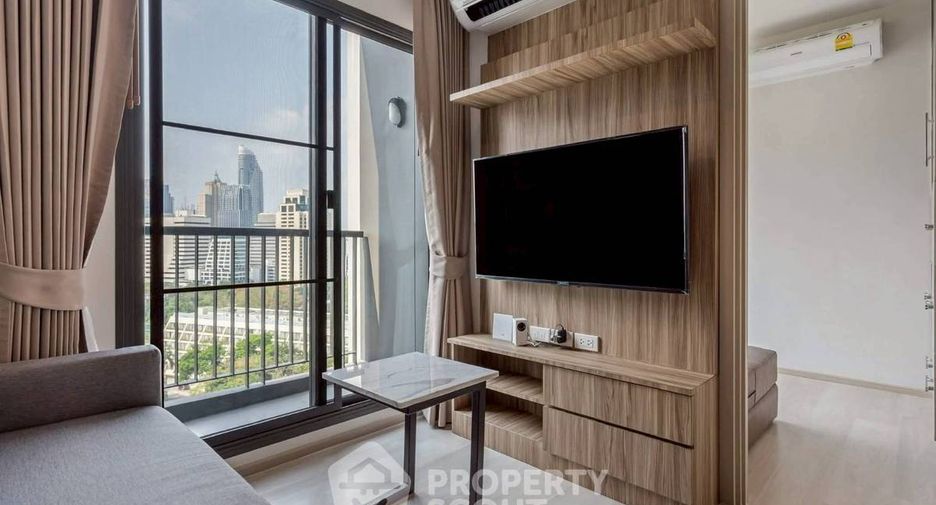 For rent 1 bed condo in Pathum Wan, Bangkok