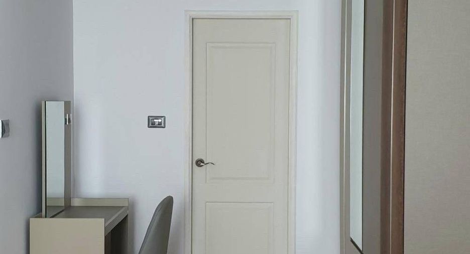 Wohnung zur Miete mit 1 Zimmer in Huai Khwang, Bangkok