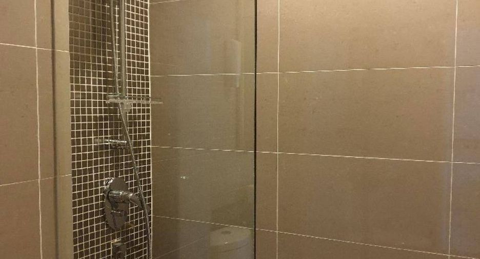 Wohnung zur Miete mit 1 Zimmer in Huai Khwang, Bangkok