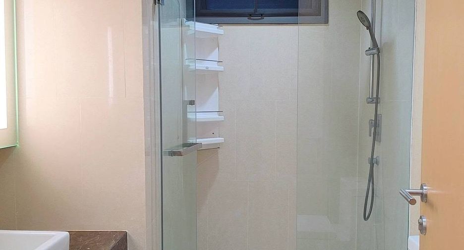 Condo en alquiler de 2 habitaciones en Watthana, Bangkok