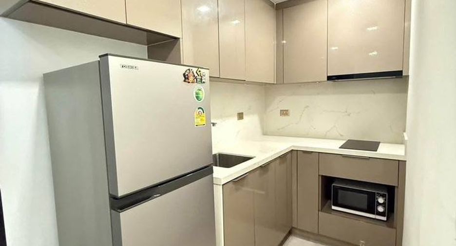 For rent 1 bed condo in Huai Khwang, Bangkok