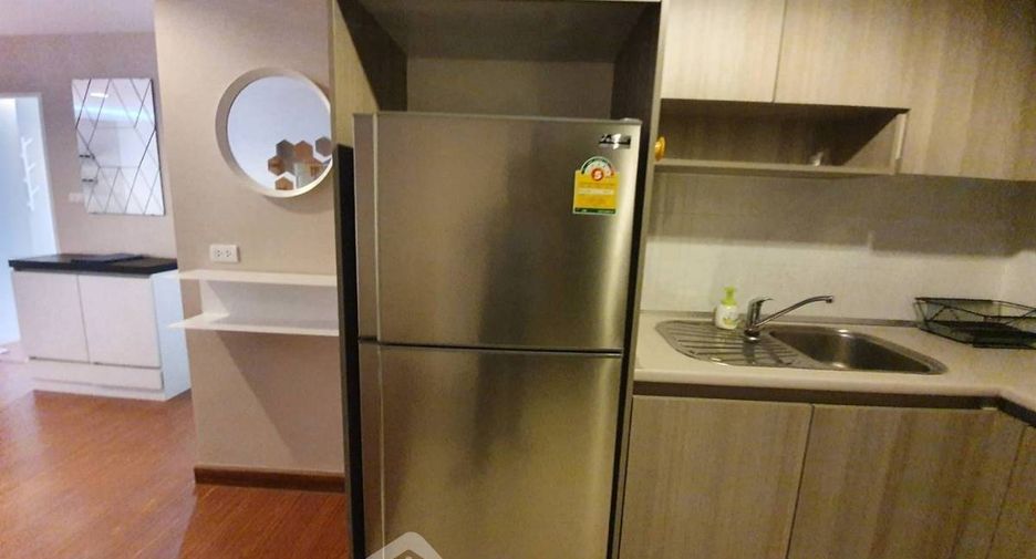 For sale 2 bedrooms condo in Huai Khwang, Bangkok