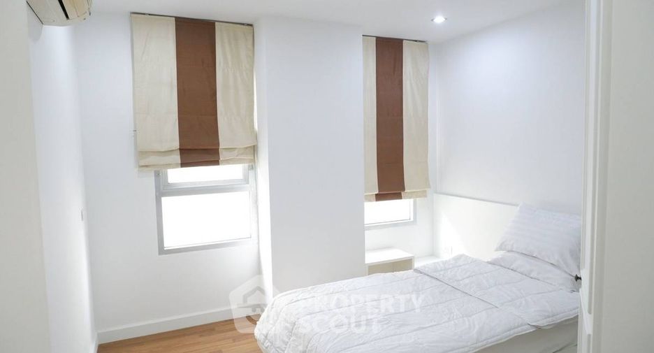 For sale 2 ベッドルーム condo in Watthana, Bangkok