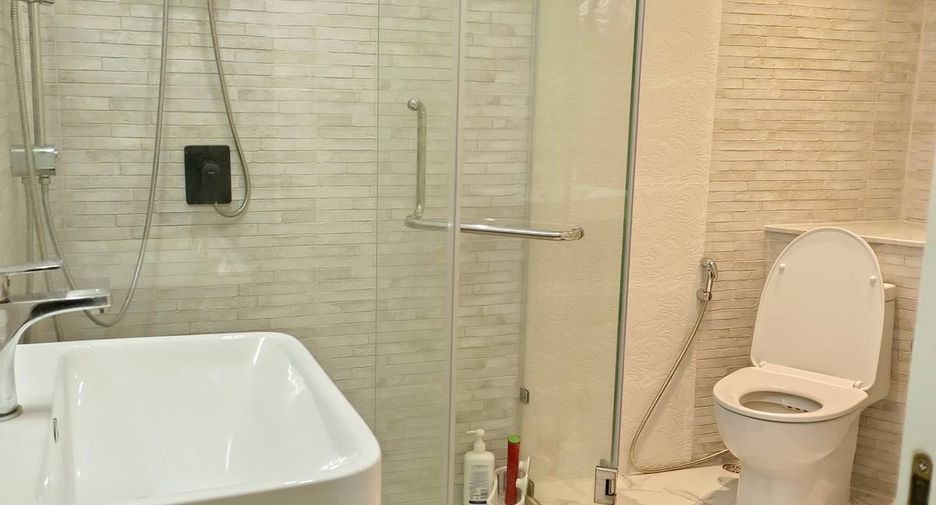 Condo en alquiler y en venta de 2 habitaciones en Chatuchak, Bangkok