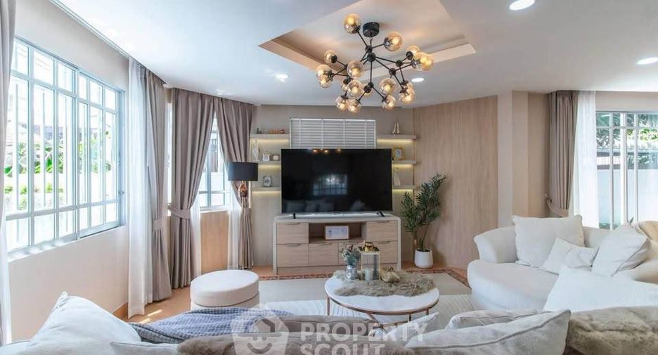 Haus zum Kauf mit 4 Zimmer in Bang Lamung, Chonburi