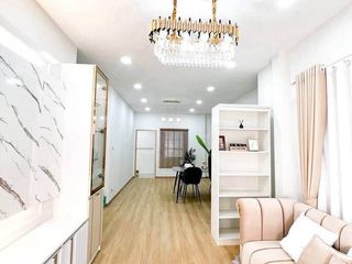 À vendre 3 chambres maison à Si Racha, Chonburi