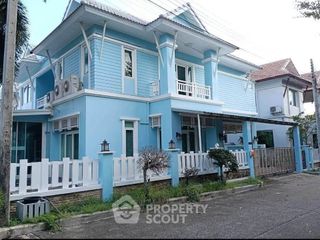 À vendre 3 chambres maison à Si Racha, Chonburi