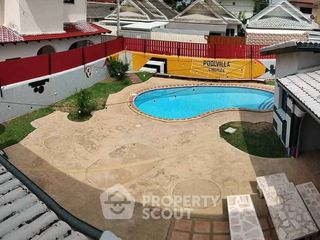 For sale 3 bedrooms house in Sattahip, Chonburi